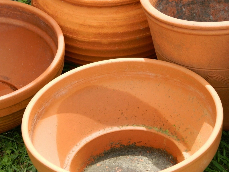 garden-pots-315197_1280